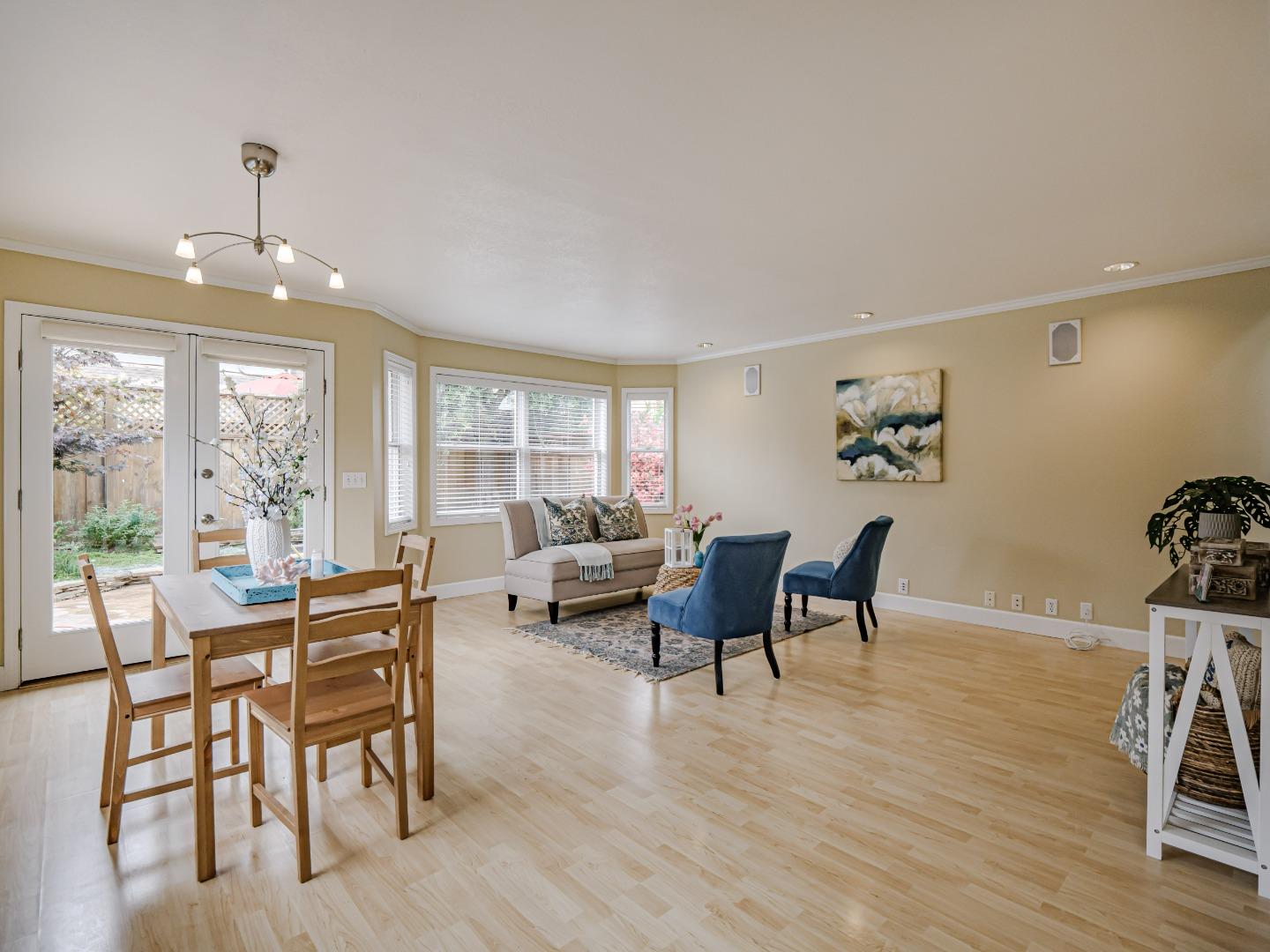 Detail Gallery Image 21 of 60 For 149 Dufour St, Santa Cruz,  CA 95060 - 2 Beds | 2/1 Baths