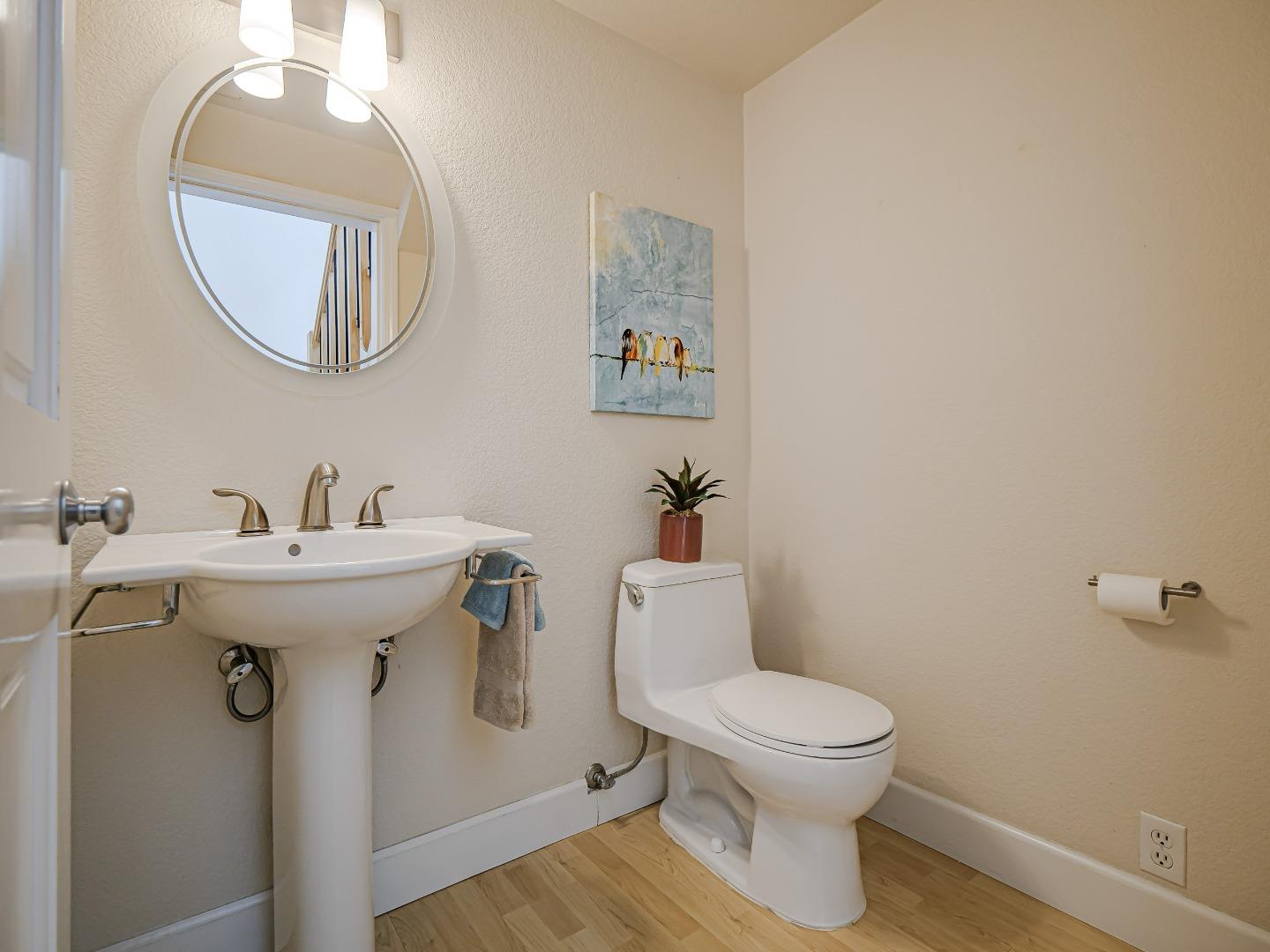 Detail Gallery Image 32 of 60 For 149 Dufour St, Santa Cruz,  CA 95060 - 2 Beds | 2/1 Baths