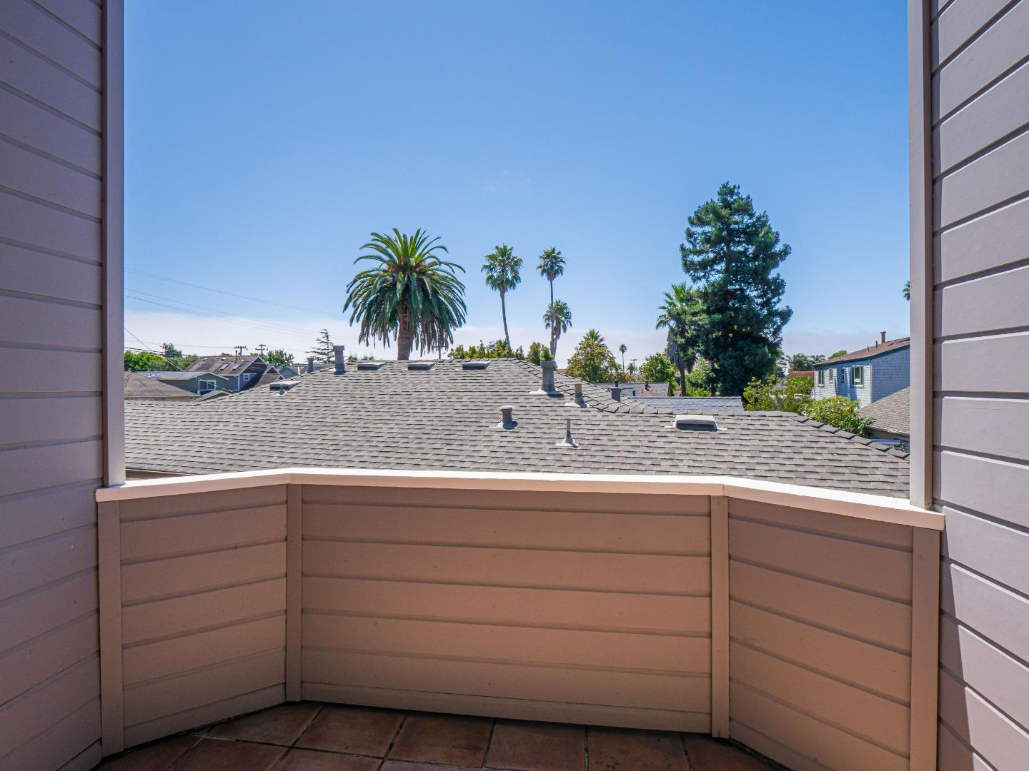 Detail Gallery Image 42 of 60 For 149 Dufour St, Santa Cruz,  CA 95060 - 2 Beds | 2/1 Baths