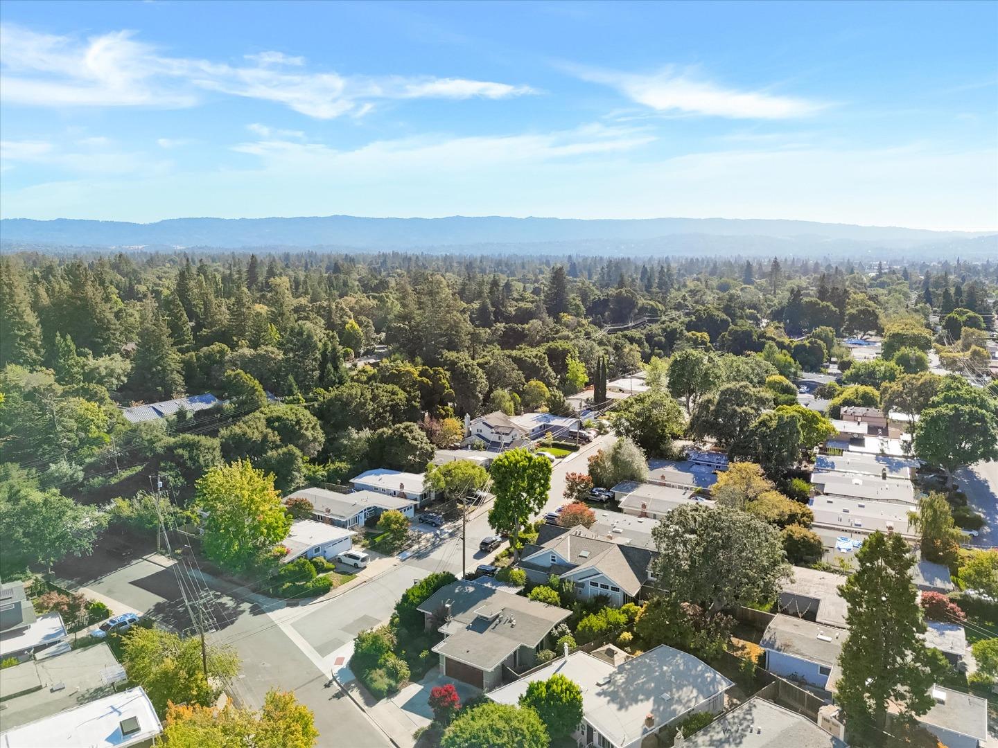 Detail Gallery Image 40 of 40 For 911 Harmon, Menlo Park,  CA 94025 - 3 Beds | 2 Baths