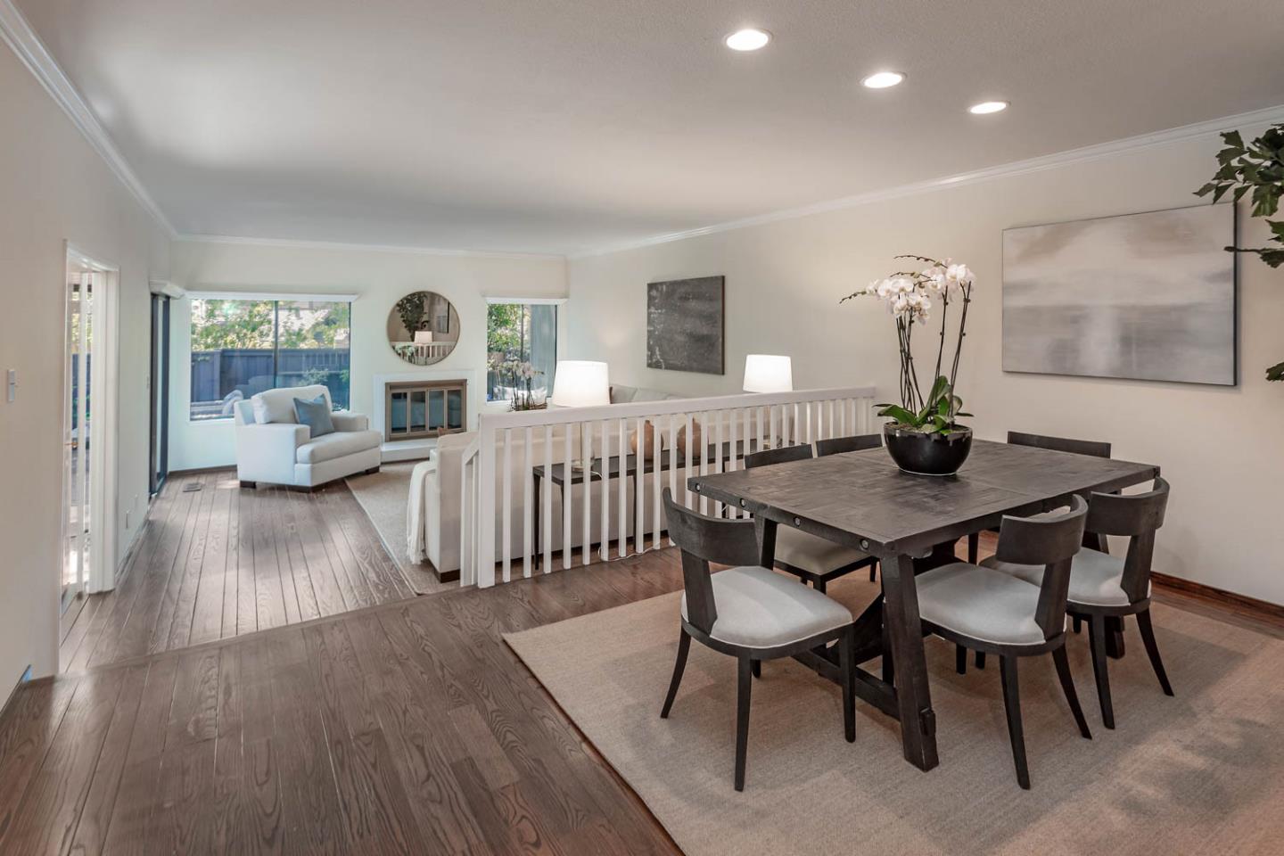 Detail Gallery Image 3 of 29 For 1272 Sharon Park Dr, Menlo Park,  CA 94025 - 2 Beds | 2/1 Baths