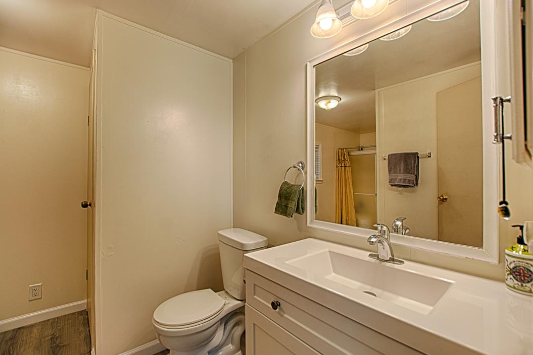 Detail Gallery Image 12 of 34 For 3710 Gross Rd #40,  Santa Cruz,  CA 95062 - 2 Beds | 2 Baths