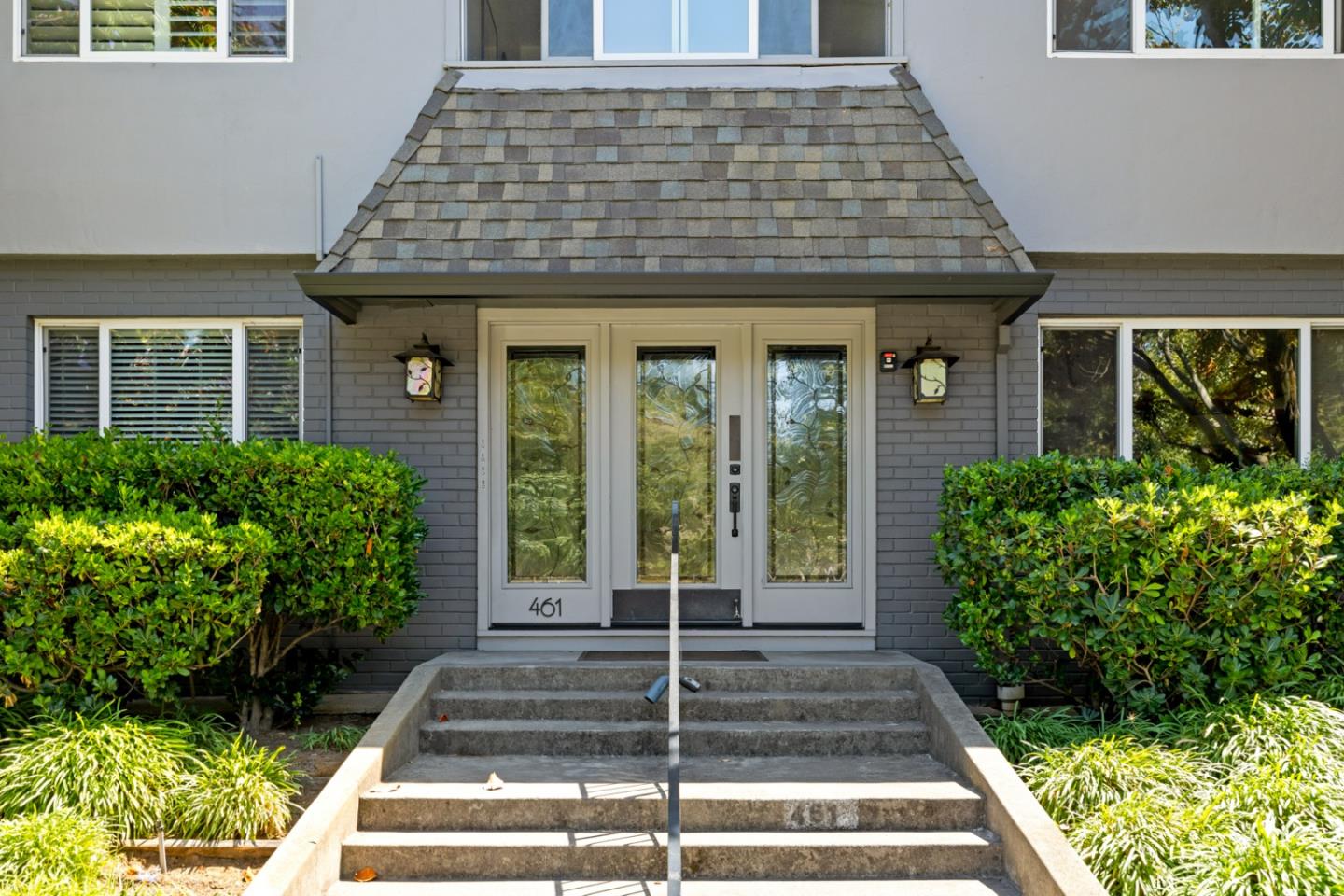 Detail Gallery Image 5 of 23 For 461 Burgess Dr #12,  Menlo Park,  CA 94025 - 3 Beds | 2 Baths