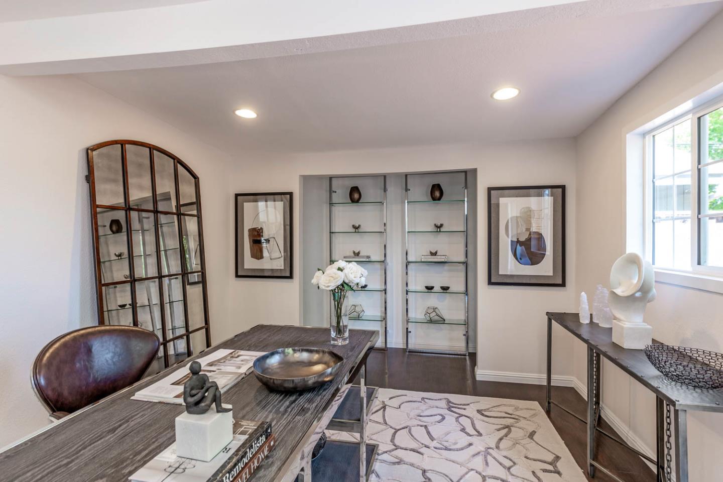 Detail Gallery Image 21 of 26 For 1020 Holly St, San Carlos,  CA 94070 - 2 Beds | 1 Baths