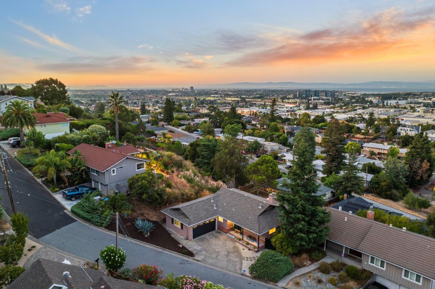 Detail Gallery Image 62 of 64 For 5 Vine St, San Carlos,  CA 94070 - 2 Beds | 2 Baths