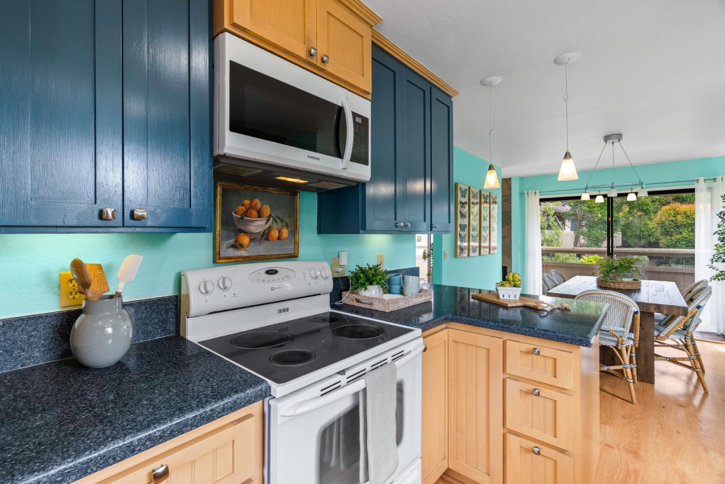 Detail Gallery Image 19 of 48 For 111 Vineyard Ct, Aptos,  CA 95003 - 2 Beds | 2/1 Baths