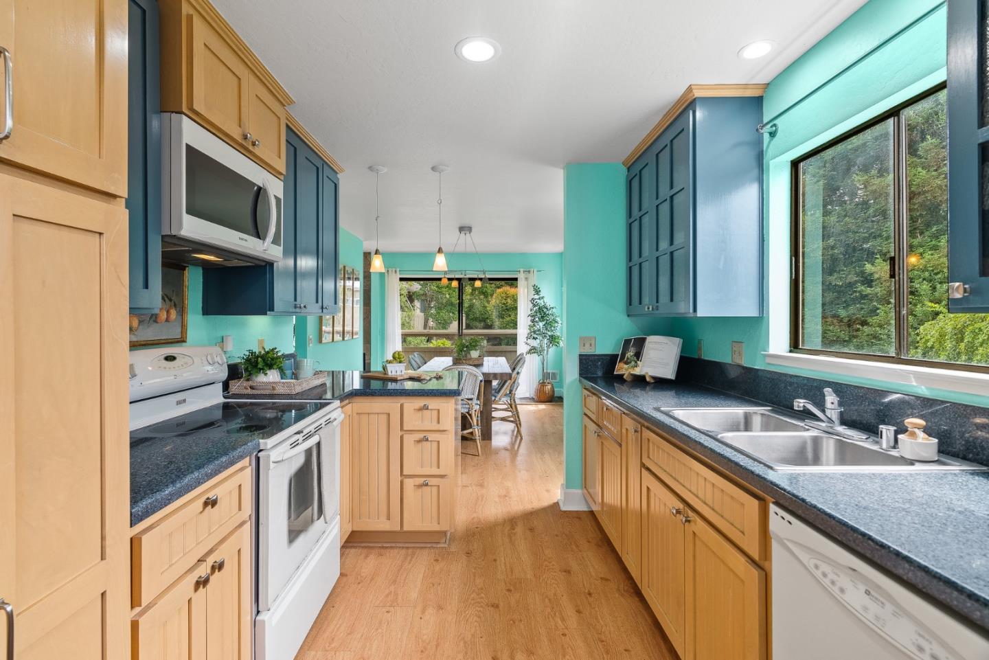 Detail Gallery Image 20 of 48 For 111 Vineyard Ct, Aptos,  CA 95003 - 2 Beds | 2/1 Baths