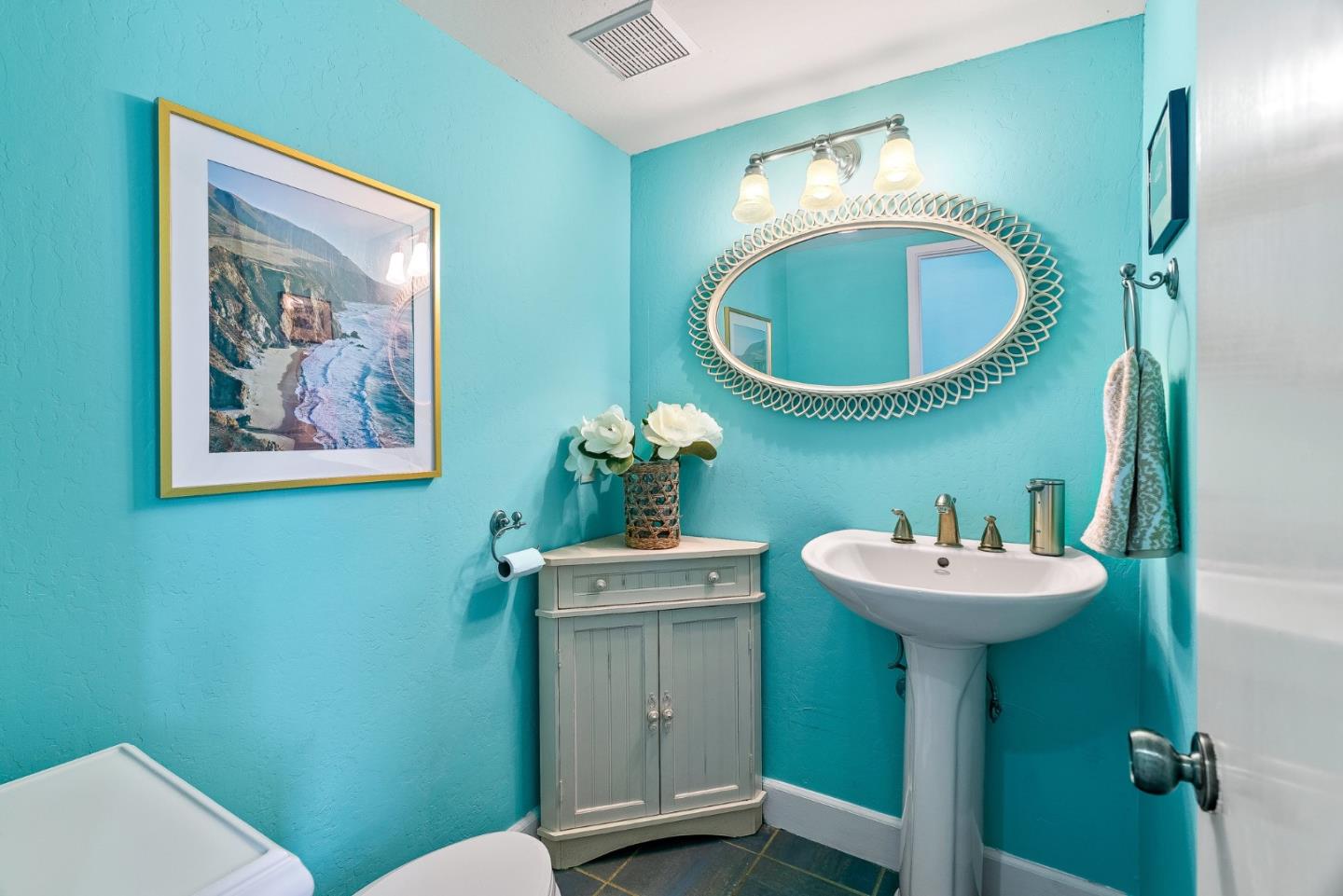 Detail Gallery Image 21 of 48 For 111 Vineyard Ct, Aptos,  CA 95003 - 2 Beds | 2/1 Baths