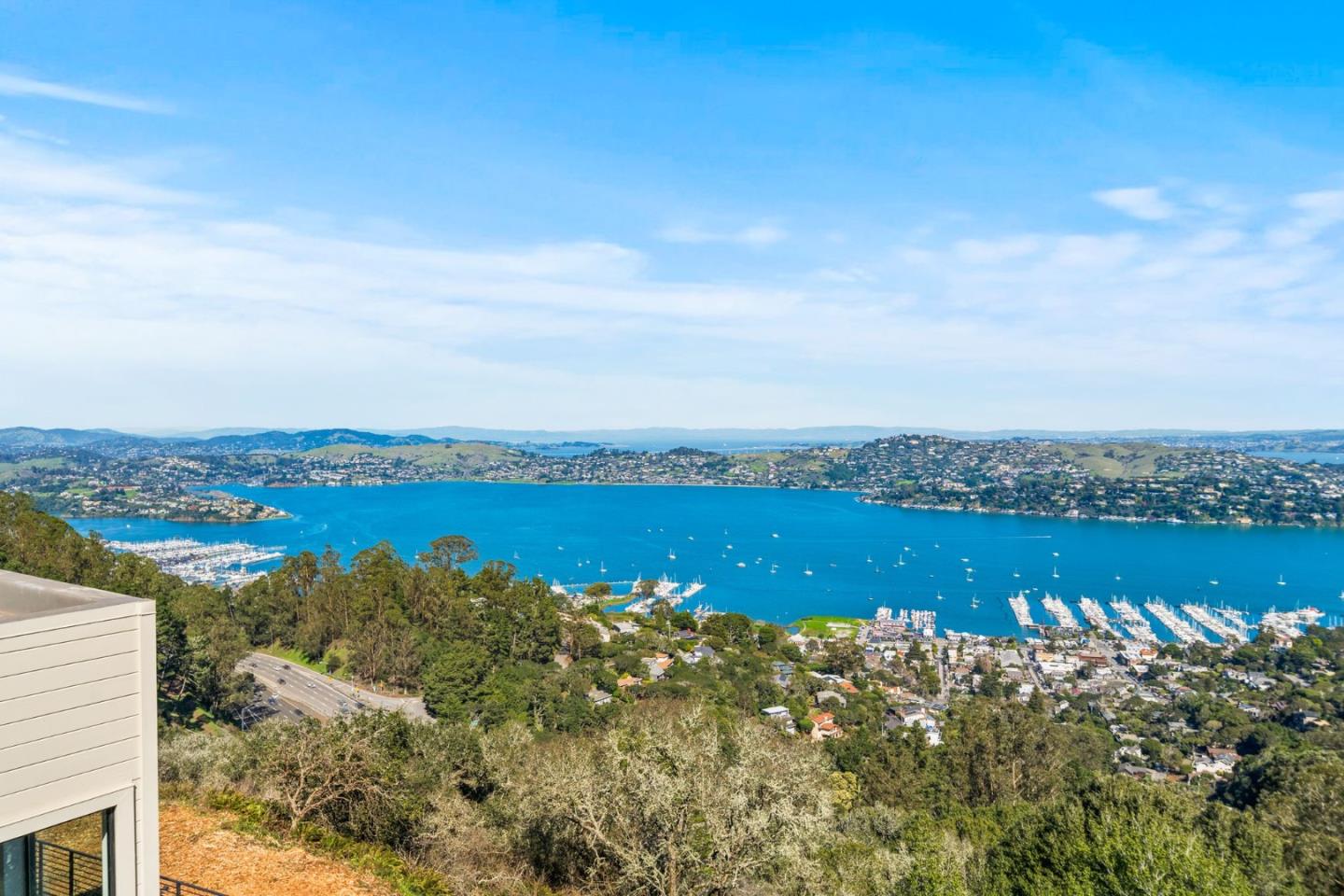 Detail Gallery Image 72 of 93 For 3 Wolfback Ridge Rd, Sausalito,  CA 94965 - 5 Beds | 5/1 Baths