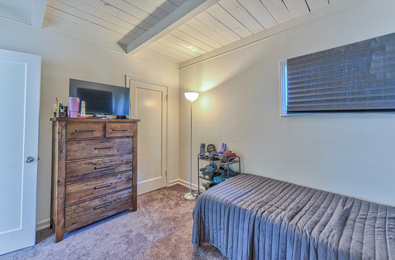 Detail Gallery Image 14 of 20 For 1092 Highland St, Seaside,  CA 93955 - 2 Beds | 1 Baths