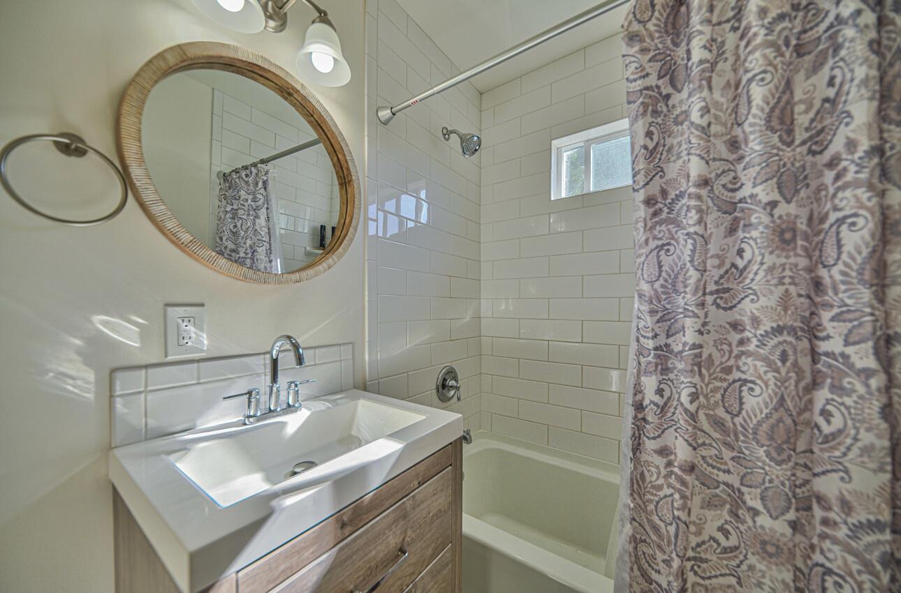 Detail Gallery Image 15 of 20 For 1092 Highland St, Seaside,  CA 93955 - 2 Beds | 1 Baths