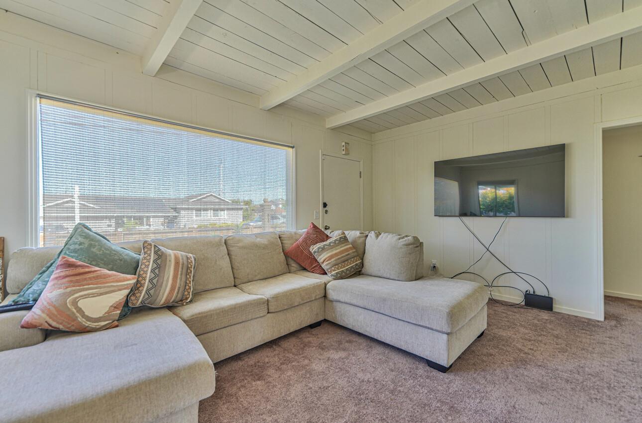 Detail Gallery Image 6 of 20 For 1092 Highland St, Seaside,  CA 93955 - 2 Beds | 1 Baths