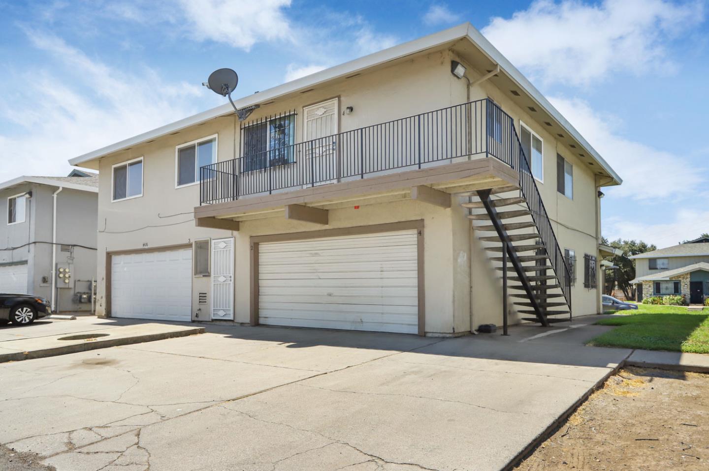 Detail Gallery Image 1 of 18 For 4426 La Cresta Way #4,  Stockton,  CA 95207 - 2 Beds | 1 Baths