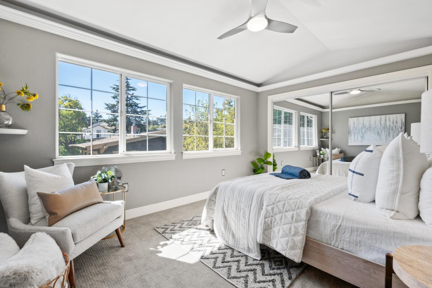 Detail Gallery Image 26 of 54 For 1263 Holly St #C,  San Carlos,  CA 94070 - 2 Beds | 2/1 Baths