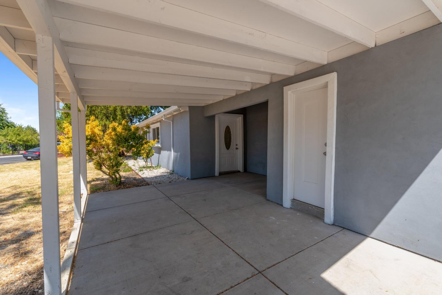 Detail Gallery Image 11 of 15 For 813 Lever Blvd, Stockton,  CA 95206 - 3 Beds | 1 Baths