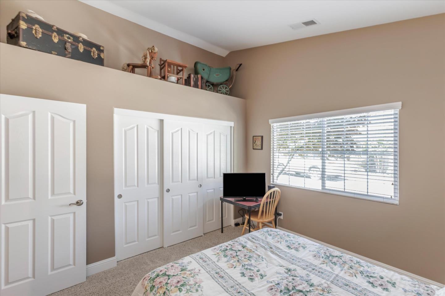 Detail Gallery Image 15 of 33 For 820 Sydney Ct, Gilroy,  CA 95020 - 4 Beds | 2/1 Baths