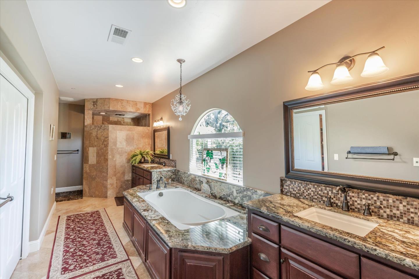 Detail Gallery Image 22 of 33 For 820 Sydney Ct, Gilroy,  CA 95020 - 4 Beds | 2/1 Baths