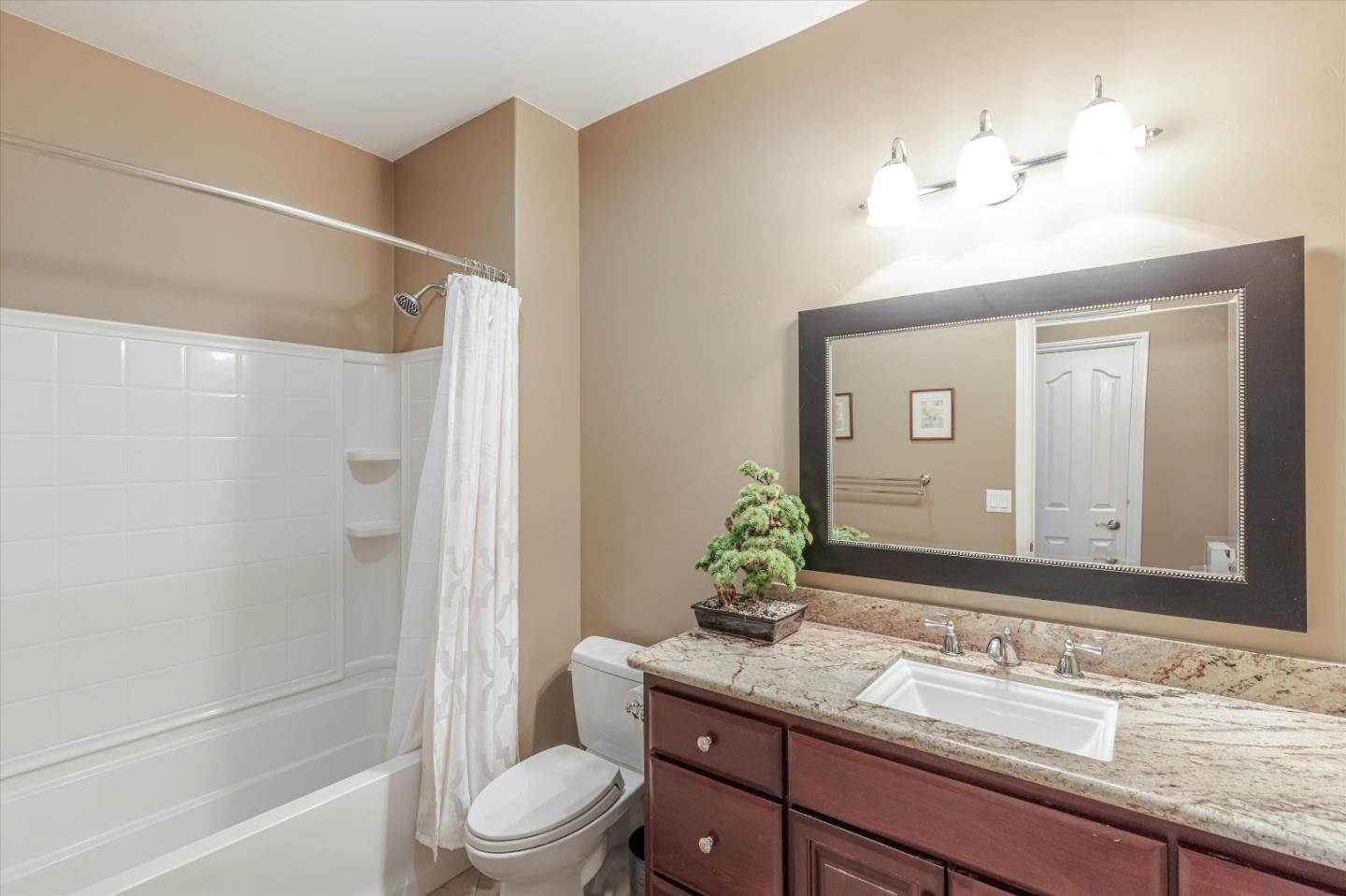 Detail Gallery Image 28 of 33 For 820 Sydney Ct, Gilroy,  CA 95020 - 4 Beds | 2/1 Baths