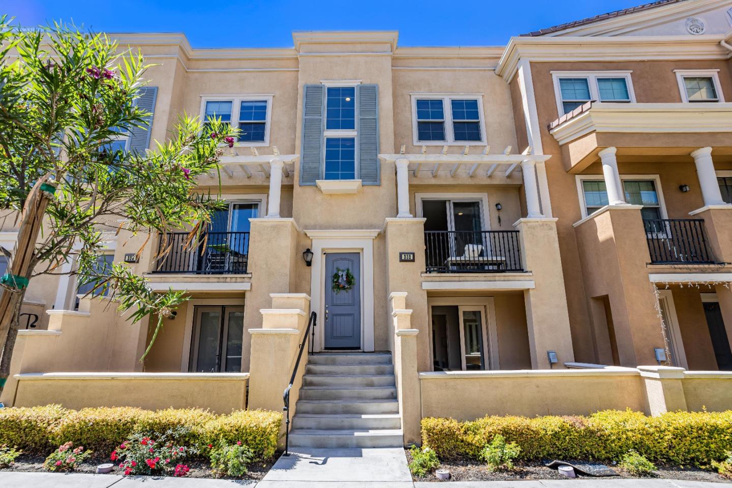 Detail Gallery Image 1 of 47 For 332 Expedition Ln, Milpitas,  CA 95035 - 3 Beds | 3/1 Baths