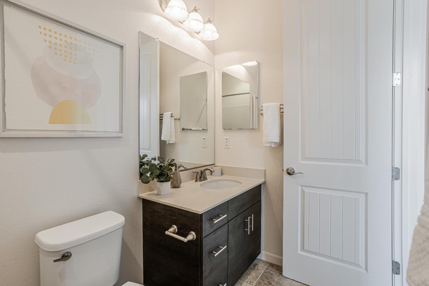 Detail Gallery Image 30 of 47 For 332 Expedition Ln, Milpitas,  CA 95035 - 3 Beds | 3/1 Baths