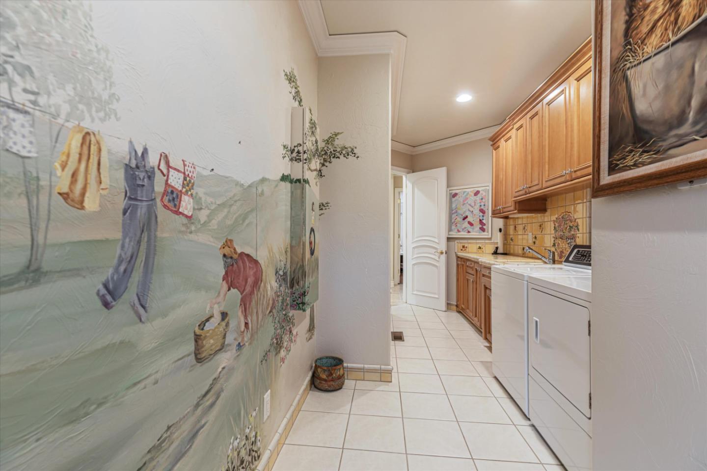 Detail Gallery Image 43 of 66 For 1215 Paullus Dr, Hollister,  CA 95023 - 3 Beds | 2/3 Baths