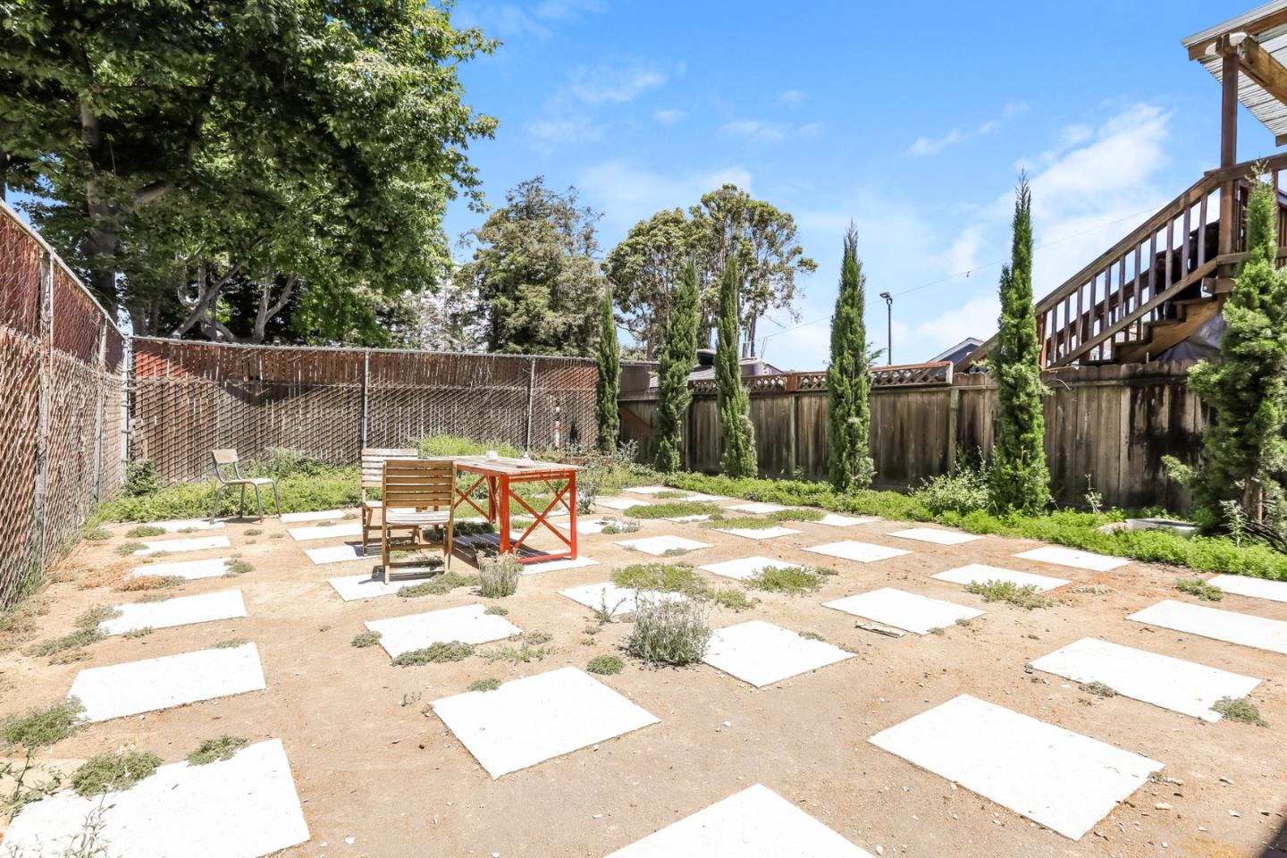 Detail Gallery Image 26 of 26 For 1432 12th St #B,  Oakland,  CA 94607 - 3 Beds | 2 Baths