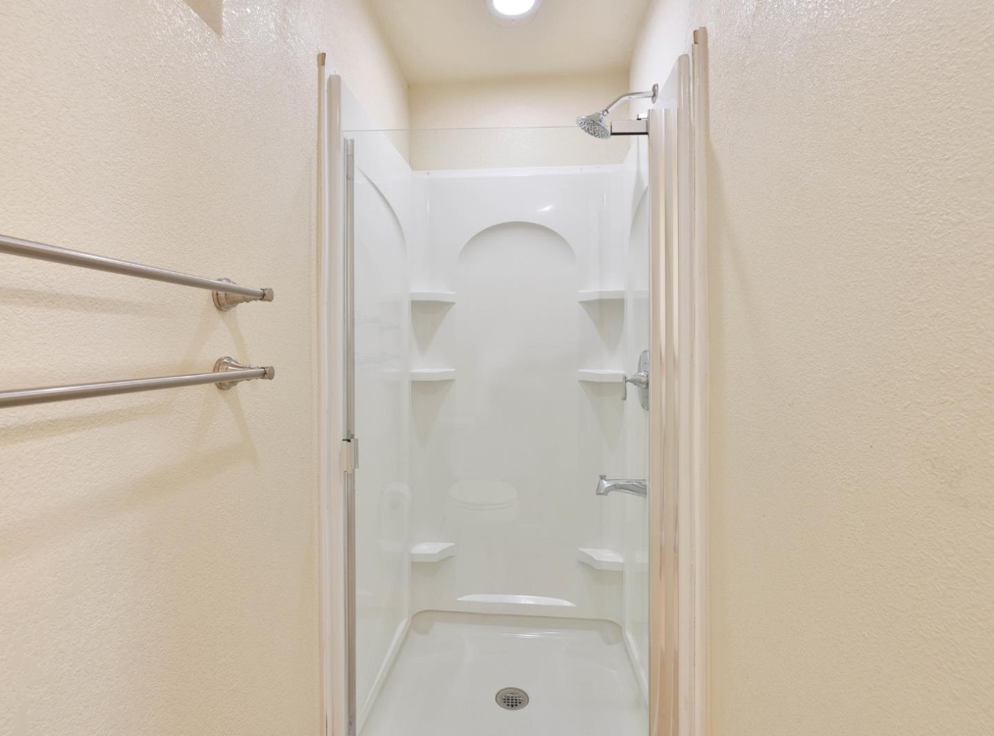 Detail Gallery Image 20 of 26 For 806 Muender Ave, Sunnyvale,  CA 94086 - 3 Beds | 2/1 Baths