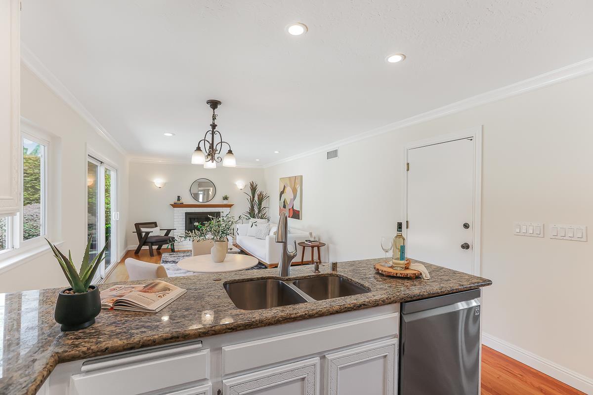 Detail Gallery Image 11 of 38 For 2717 Estella Dr, Santa Clara,  CA 95051 - 4 Beds | 2 Baths