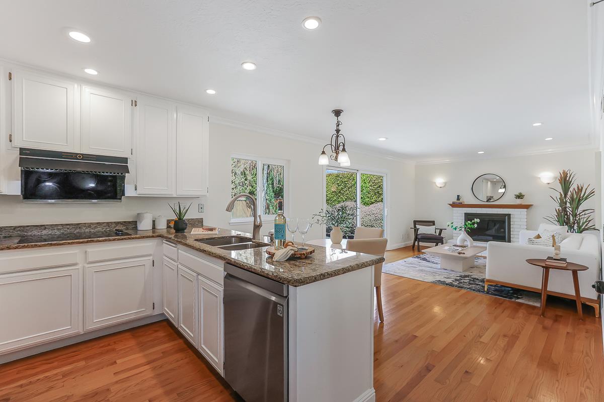 Detail Gallery Image 9 of 38 For 2717 Estella Dr, Santa Clara,  CA 95051 - 4 Beds | 2 Baths