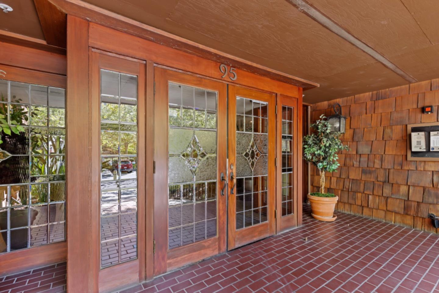 Detail Gallery Image 1 of 20 For 95 Church St #2102,  Los Gatos,  CA 95030 - 1 Beds | 1 Baths