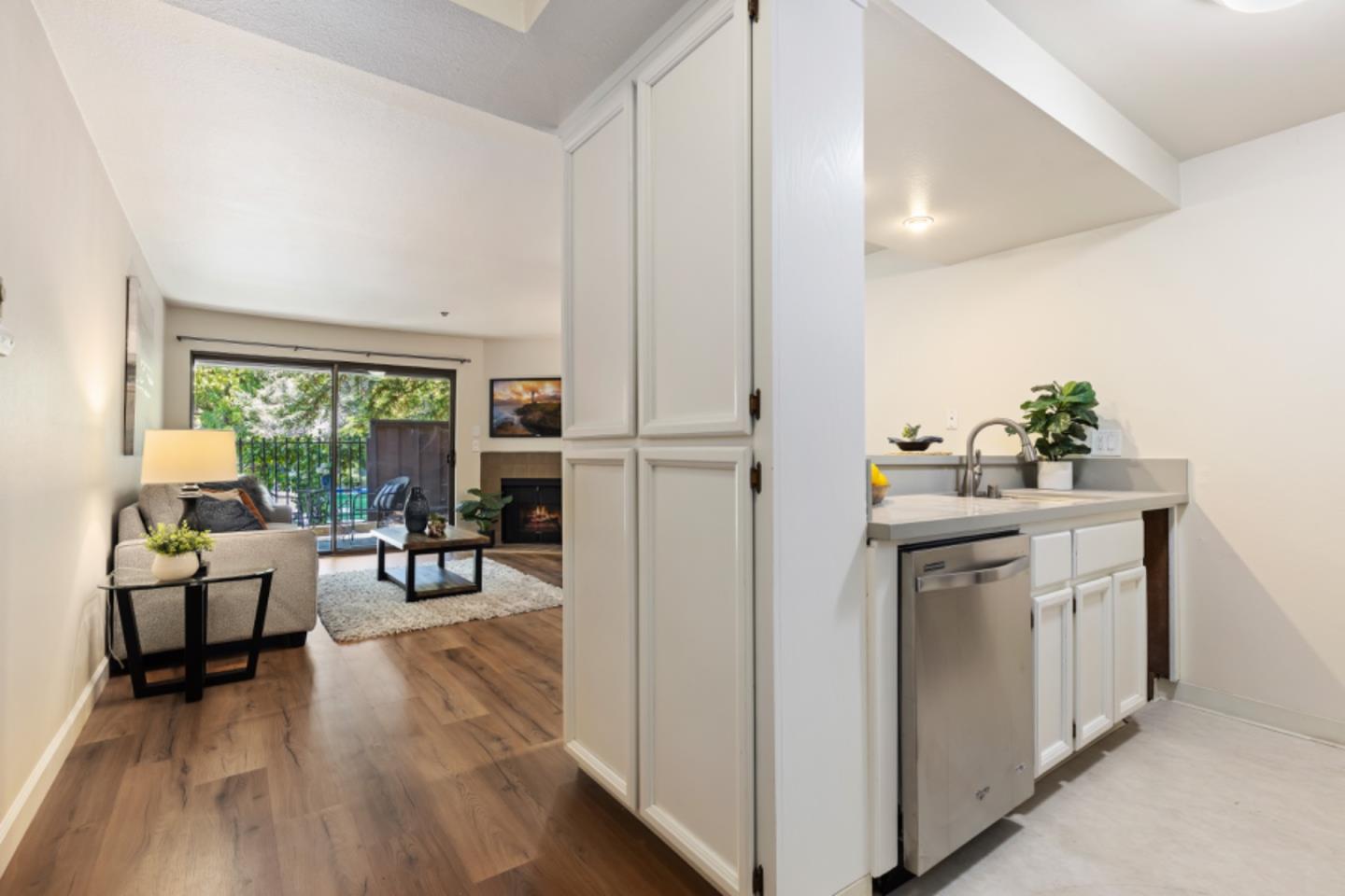 Detail Gallery Image 6 of 20 For 95 Church St #2102,  Los Gatos,  CA 95030 - 1 Beds | 1 Baths