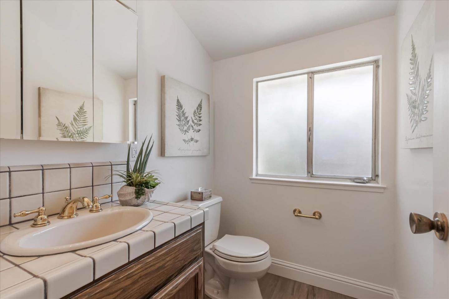 Detail Gallery Image 38 of 48 For 253 Redwood Ave, Santa Clara,  CA 95051 - 4 Beds | 2/1 Baths