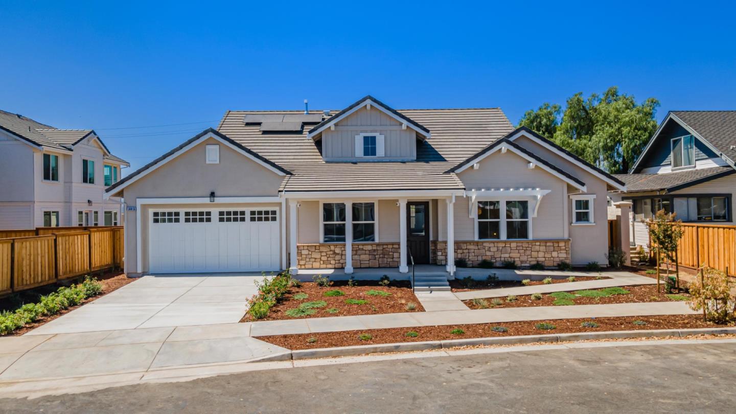 Detail Gallery Image 1 of 86 For 16915 Brut Ln, Morgan Hill,  CA 95037 - 4 Beds | 2/1 Baths