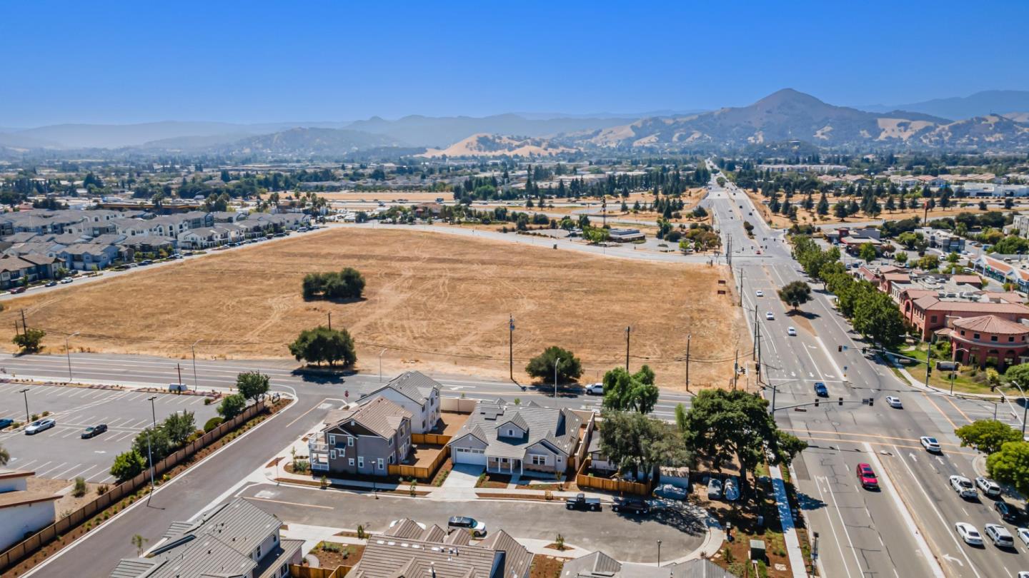 Detail Gallery Image 61 of 86 For 16915 Brut Ln, Morgan Hill,  CA 95037 - 4 Beds | 2/1 Baths