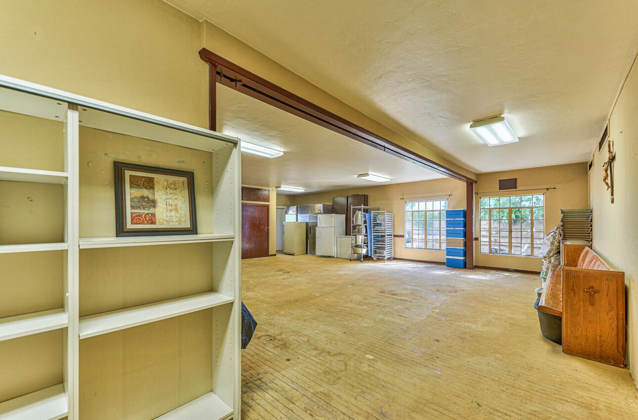 326 Park Street, Salinas, California 93901, ,Commercial Sale,For Sale,326 Park Street,ML81978817