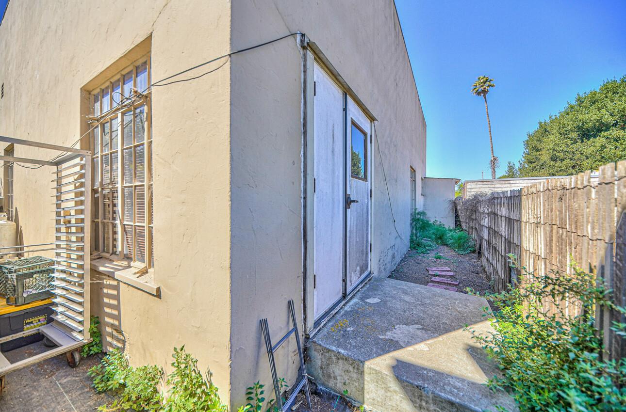 326 Park Street, Salinas, California 93901, ,Commercial Sale,For Sale,326 Park Street,ML81978817