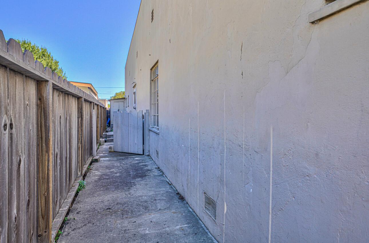 326 Park Street, Salinas, California 93901, ,Commercial Sale,For Sale,326 Park Street,ML81978817