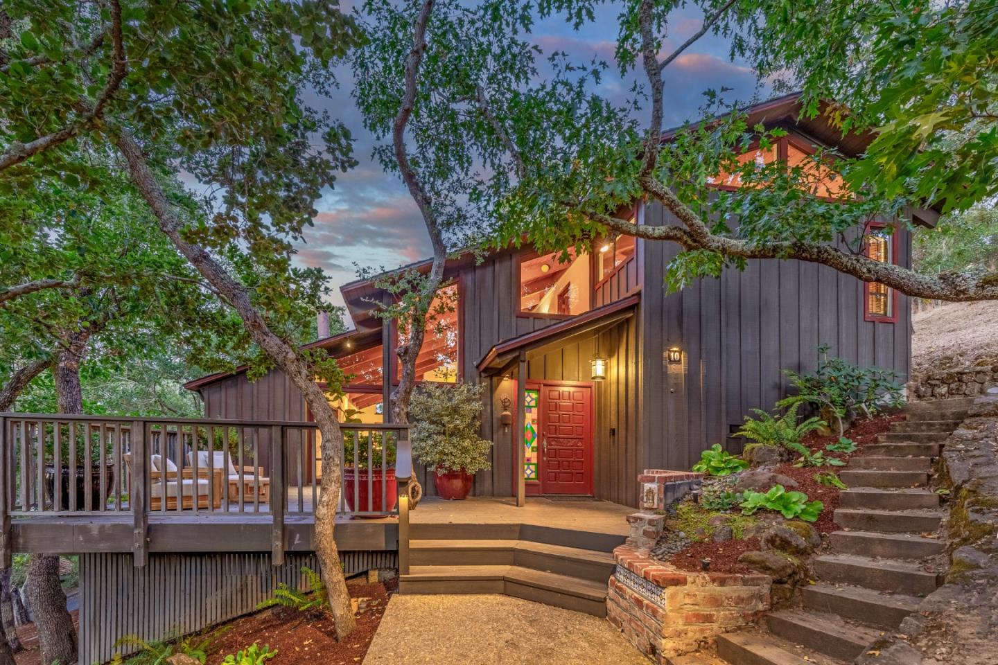 Detail Gallery Image 1 of 21 For 10 Portola Green Cir, Portola Valley,  CA 94028 - 3 Beds | 2 Baths