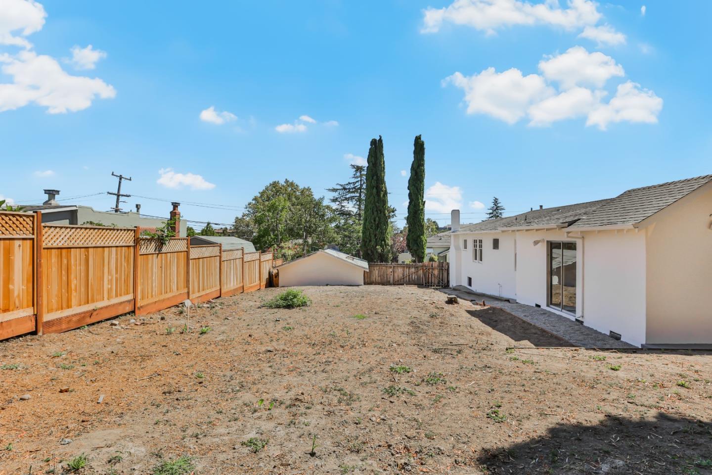 Detail Gallery Image 30 of 38 For 1318 Magnolia Ave, San Carlos,  CA 94070 - 3 Beds | 1/1 Baths