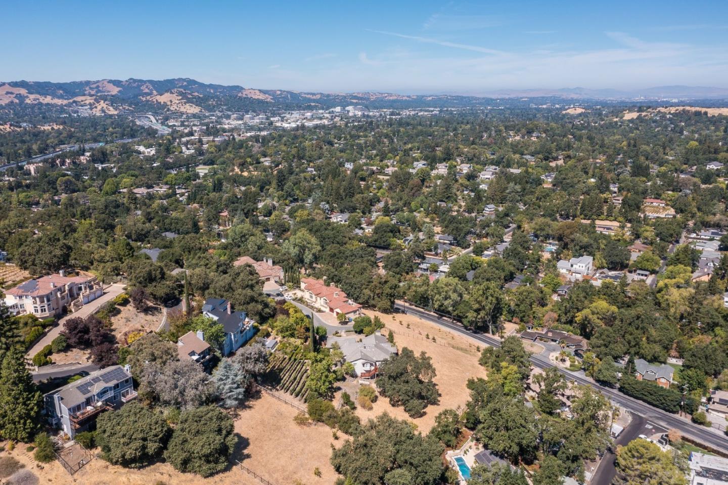 Detail Gallery Image 76 of 95 For 628 Sugarloaf Ct, Walnut Creek,  CA 94596 - 5 Beds | 3/1 Baths