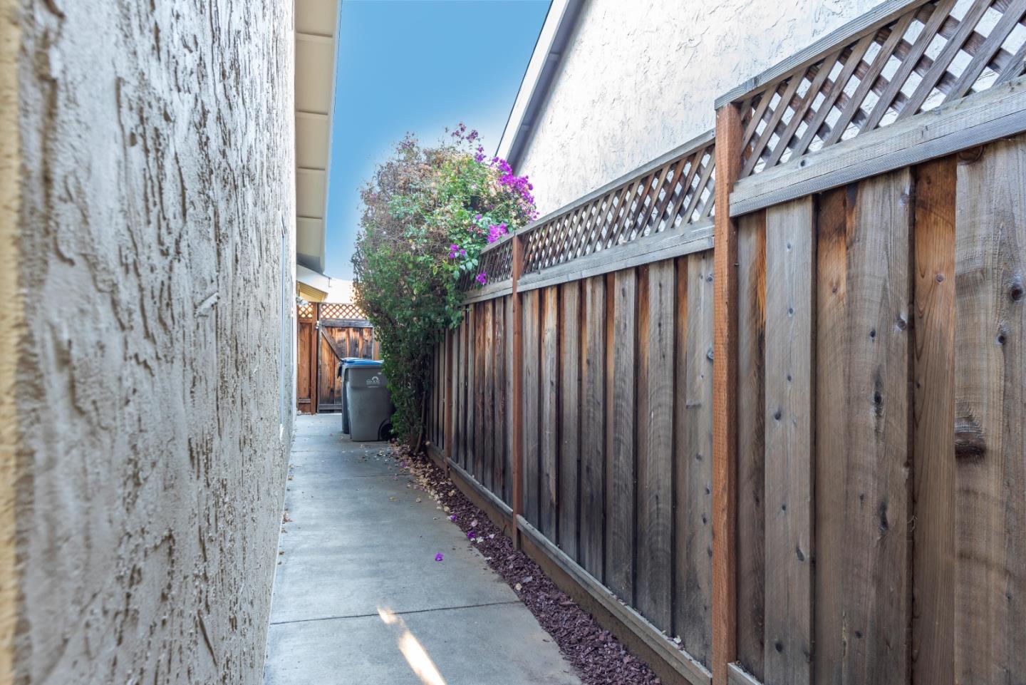 Detail Gallery Image 53 of 54 For 3961 Asher Ct, San Jose,  CA 95124 - 4 Beds | 2 Baths