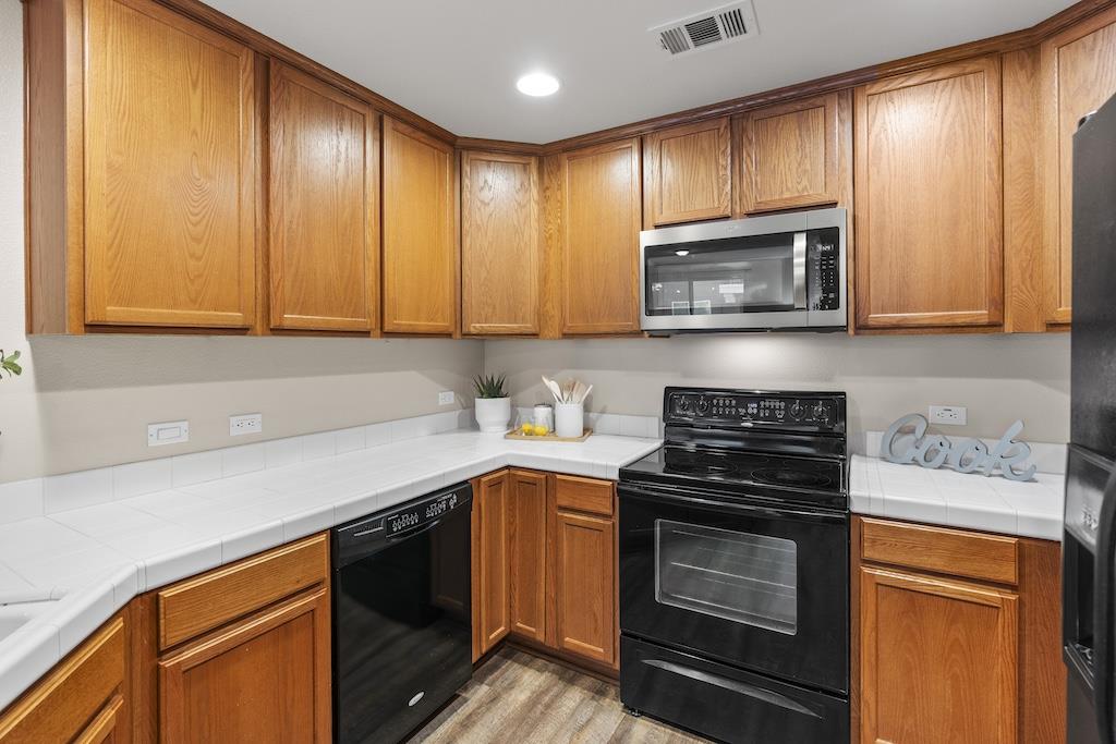 Detail Gallery Image 14 of 36 For 809 Auzerais Ave #257,  San Jose,  CA 95126 - 2 Beds | 2 Baths