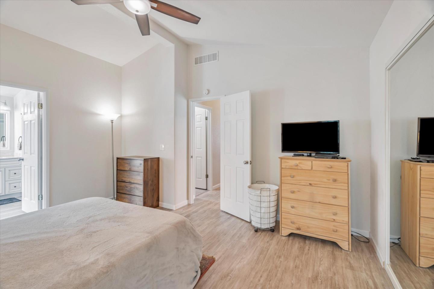 Detail Gallery Image 25 of 46 For 1085 Tasman Dr #95,  Sunnyvale,  CA 94089 - 3 Beds | 2 Baths