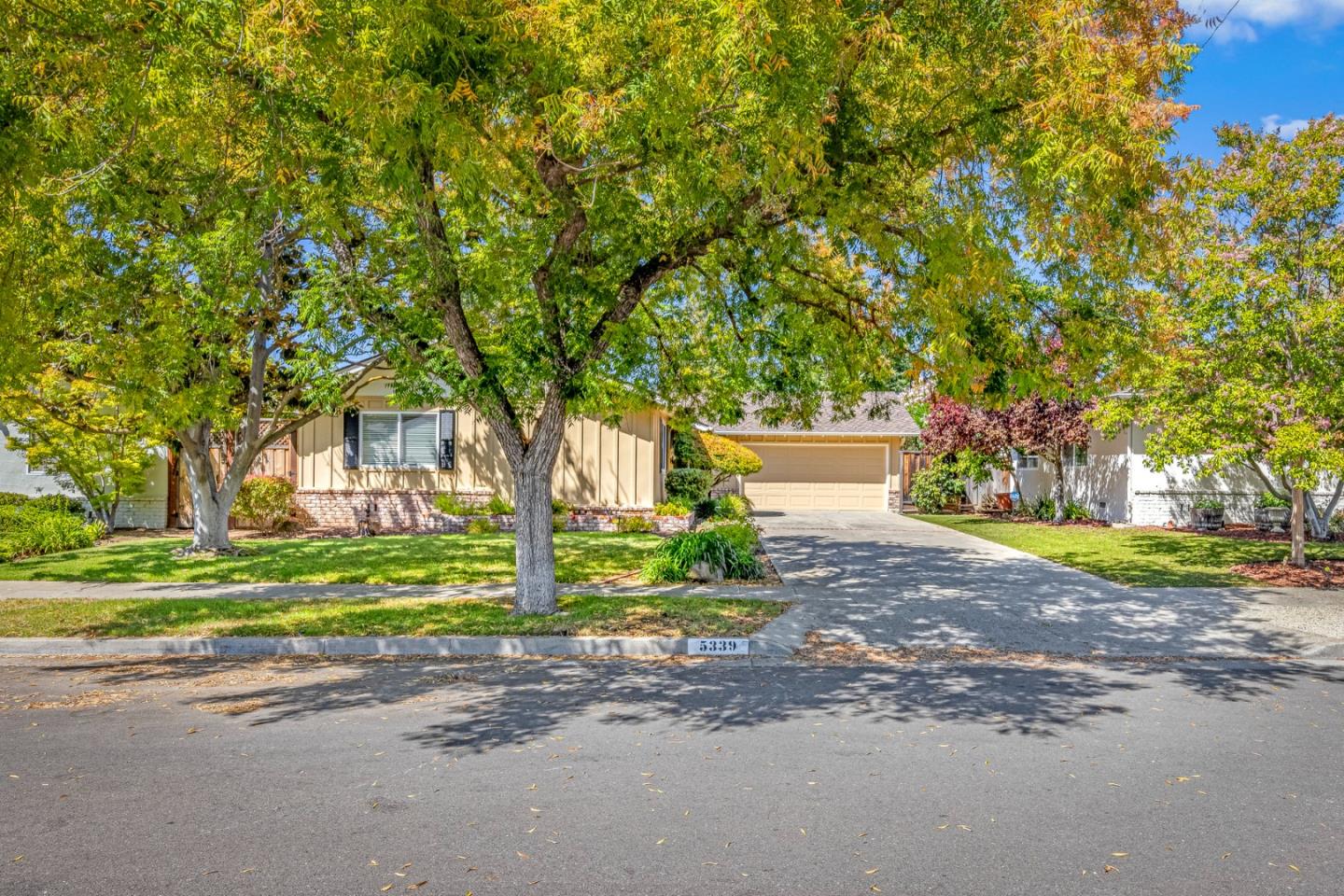 Detail Gallery Image 3 of 64 For 5339 Alan Ave, San Jose,  CA 95124 - 4 Beds | 2 Baths