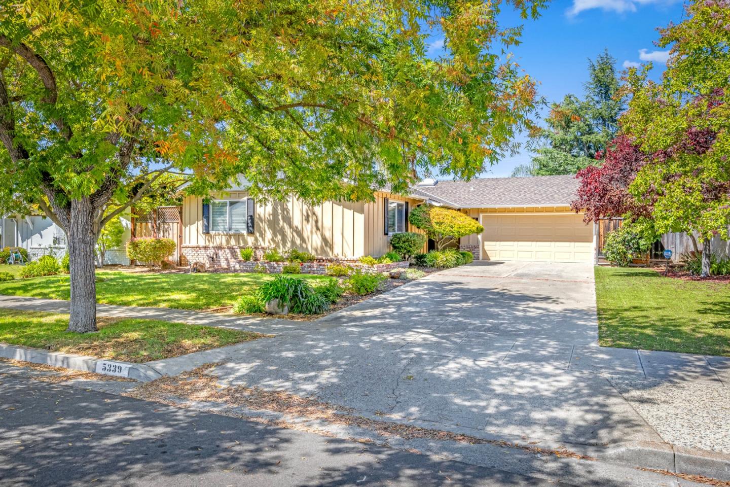 Detail Gallery Image 5 of 64 For 5339 Alan Ave, San Jose,  CA 95124 - 4 Beds | 2 Baths