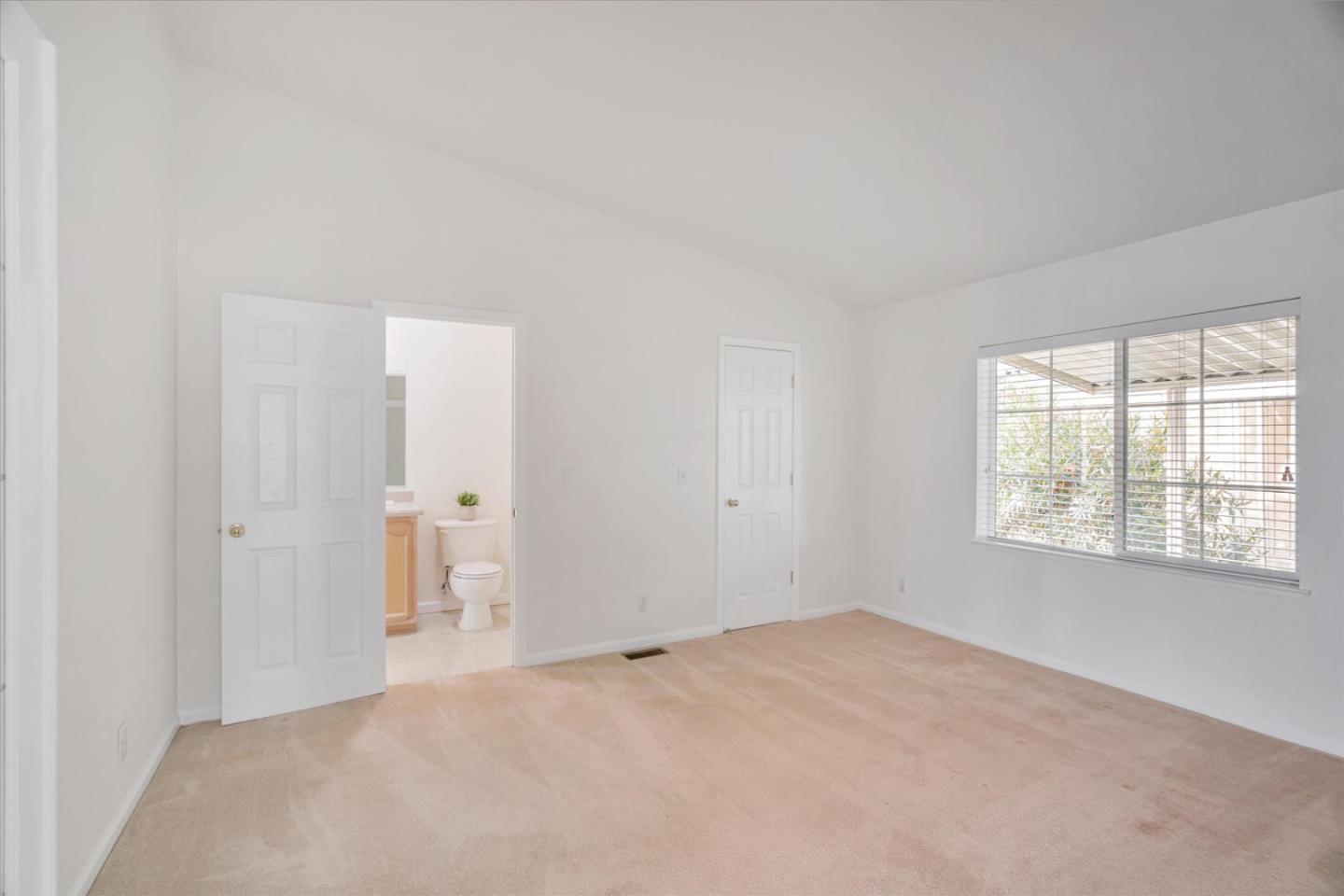 Detail Gallery Image 21 of 44 For 1050 Borregas Ave #99,  Sunnyvale,  CA 94089 - 3 Beds | 2 Baths