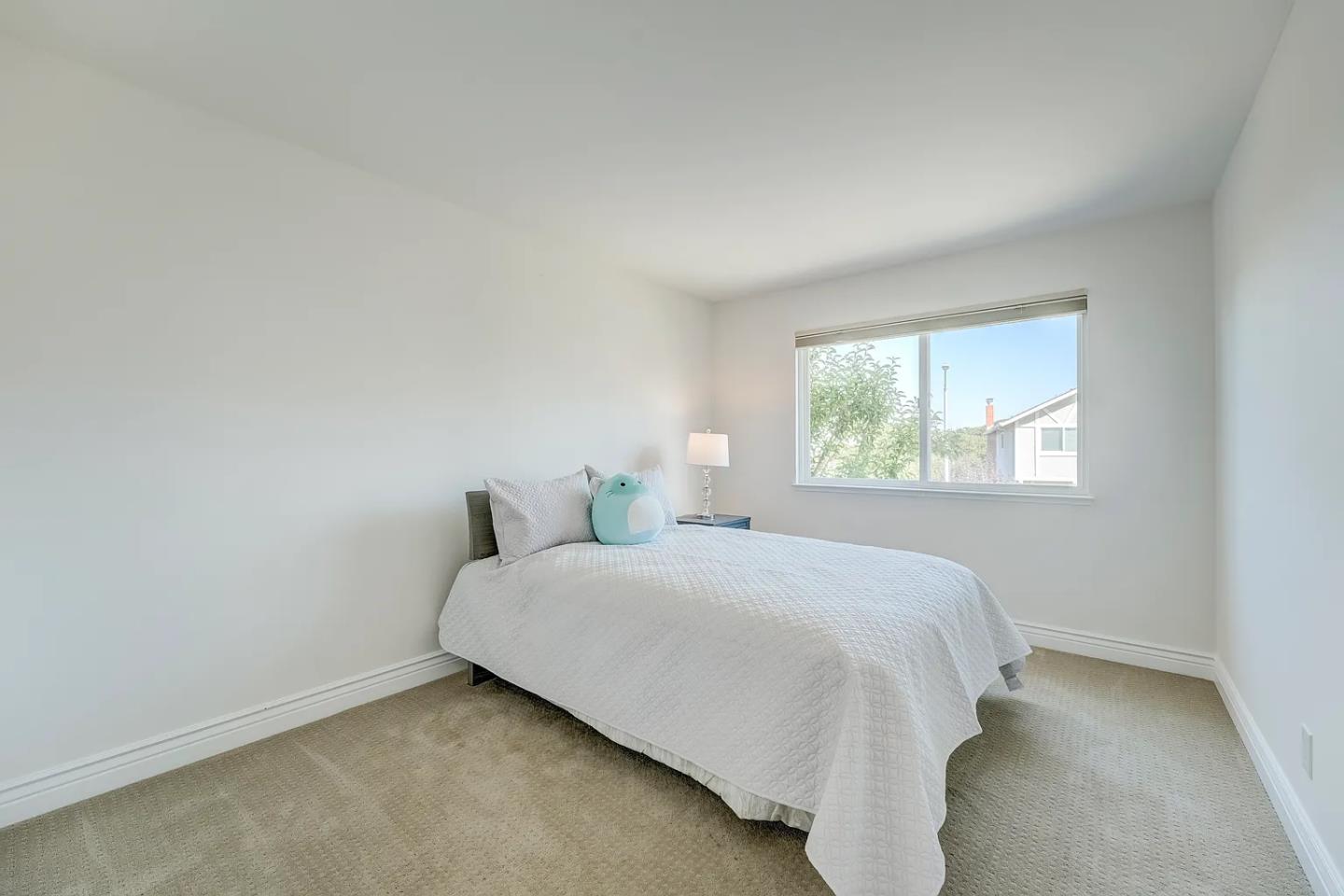 Detail Gallery Image 20 of 36 For 2707 Wakefield Dr, Belmont,  CA 94002 - 4 Beds | 2/1 Baths