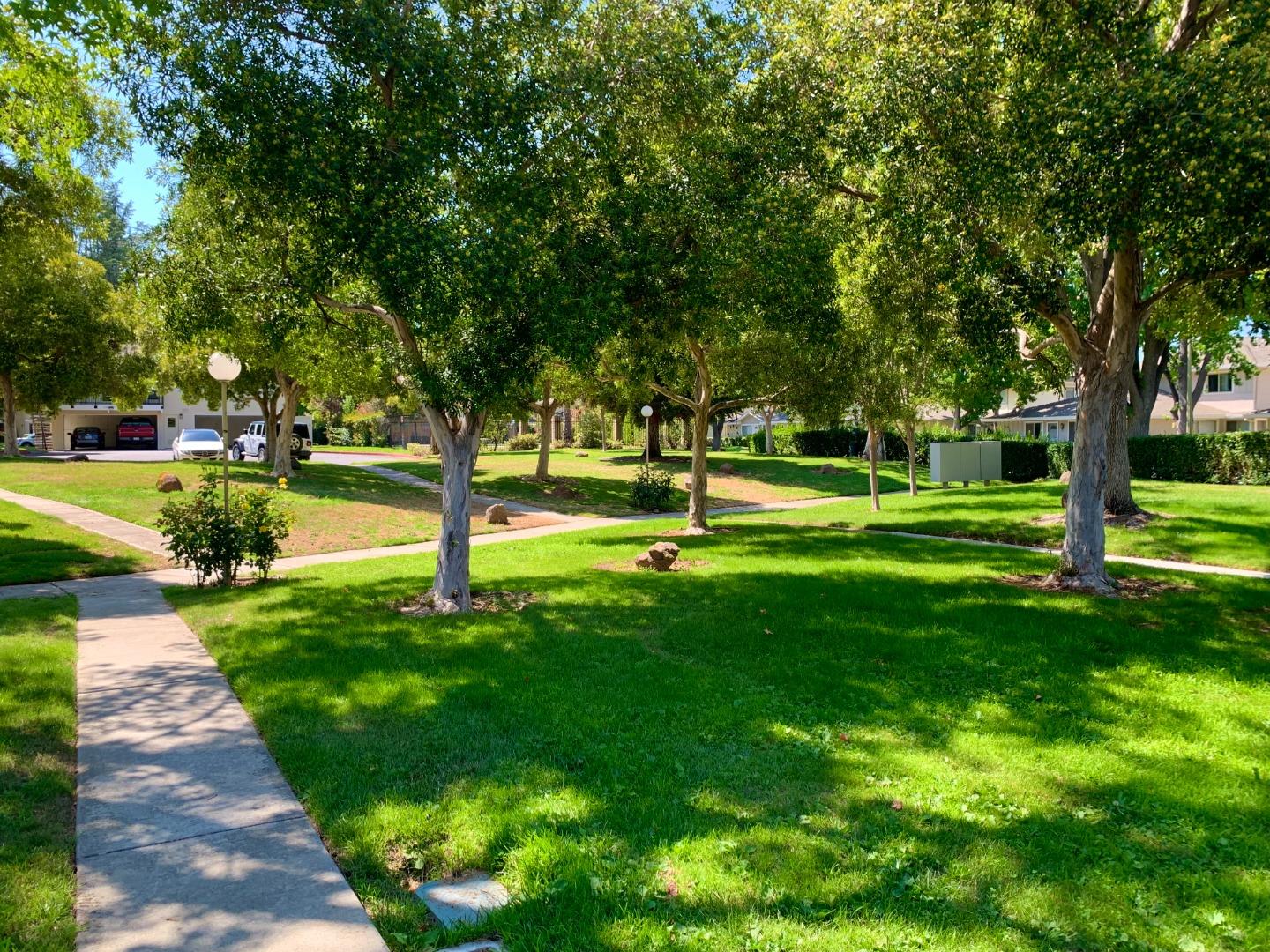 Detail Gallery Image 19 of 21 For 4768 Hatfield Walk #4,  San Jose,  CA 95124 - 2 Beds | 1 Baths