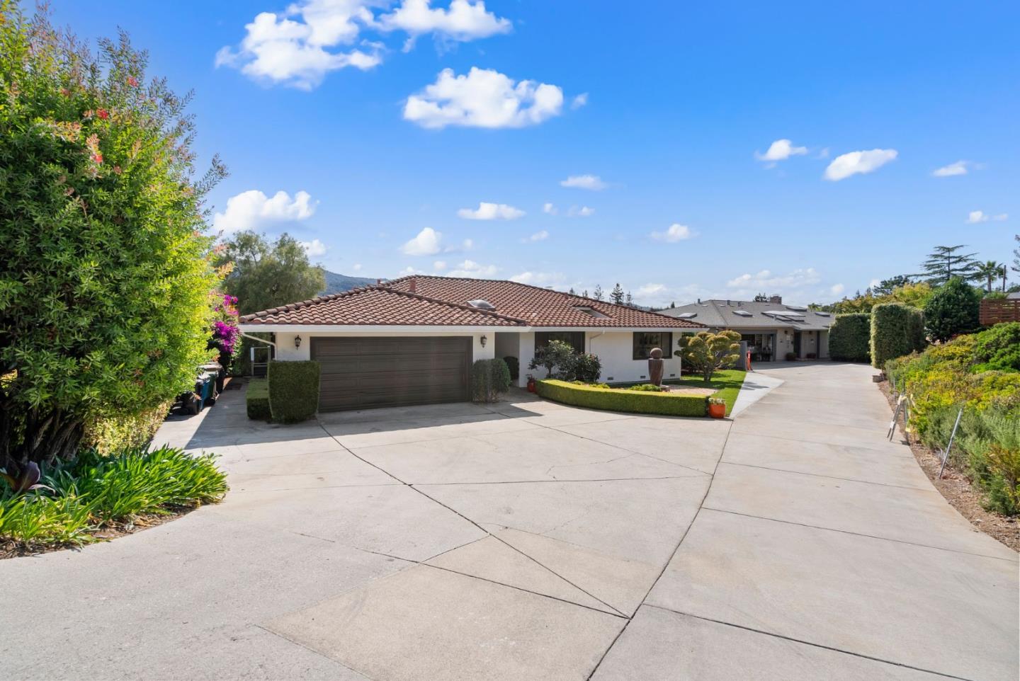 Detail Gallery Image 2 of 47 For 1086 Valley View Ct, Los Altos,  CA 94024 - 3 Beds | 2/1 Baths