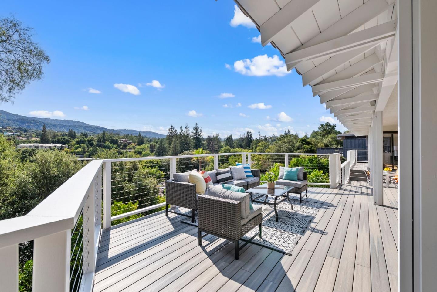 Detail Gallery Image 25 of 47 For 1086 Valley View Ct, Los Altos,  CA 94024 - 3 Beds | 2/1 Baths